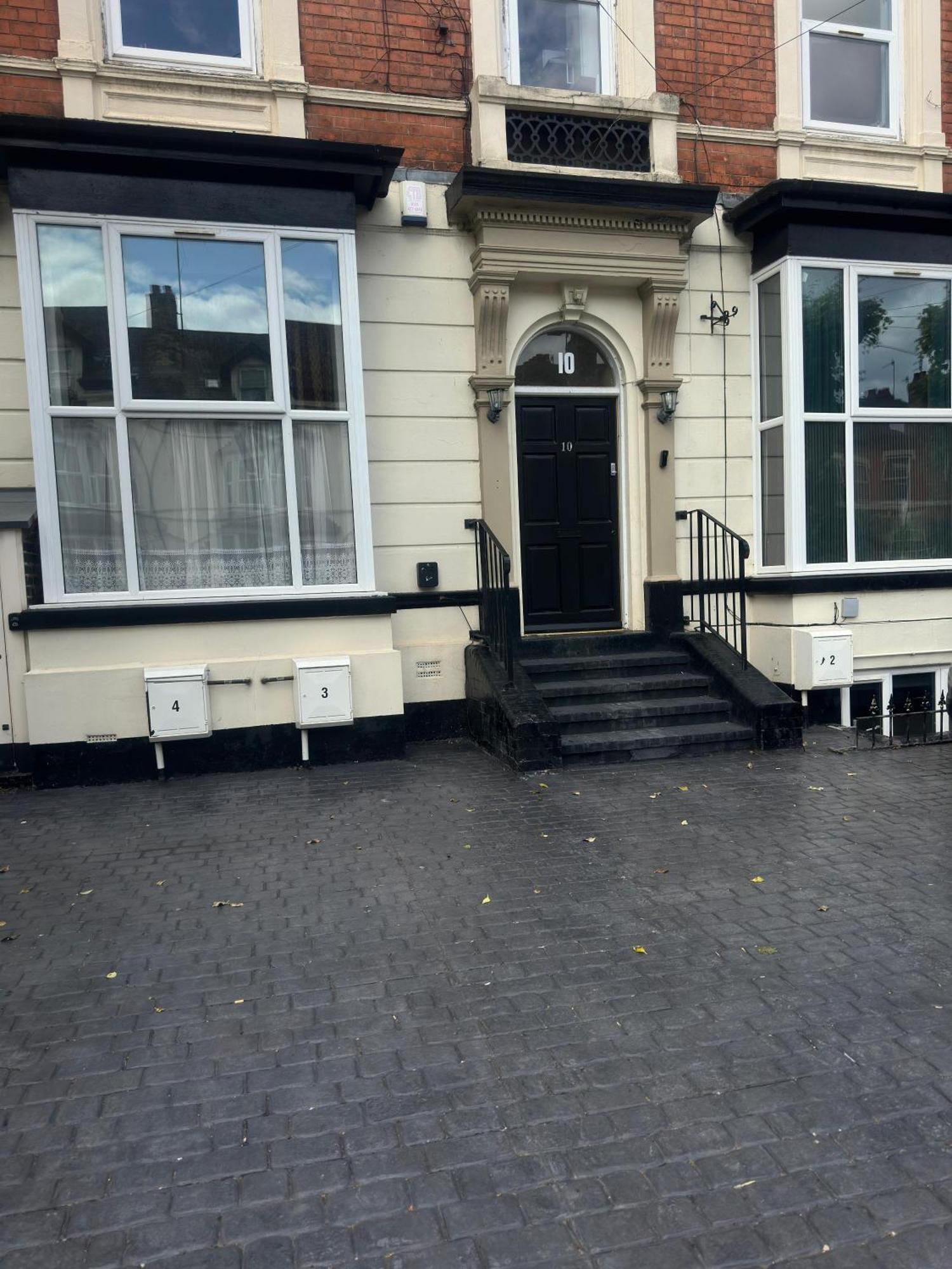 Cottage Style 2 Bedroom Apt In City, Near Utilita Arena & Free Parking Birmingham Kültér fotó
