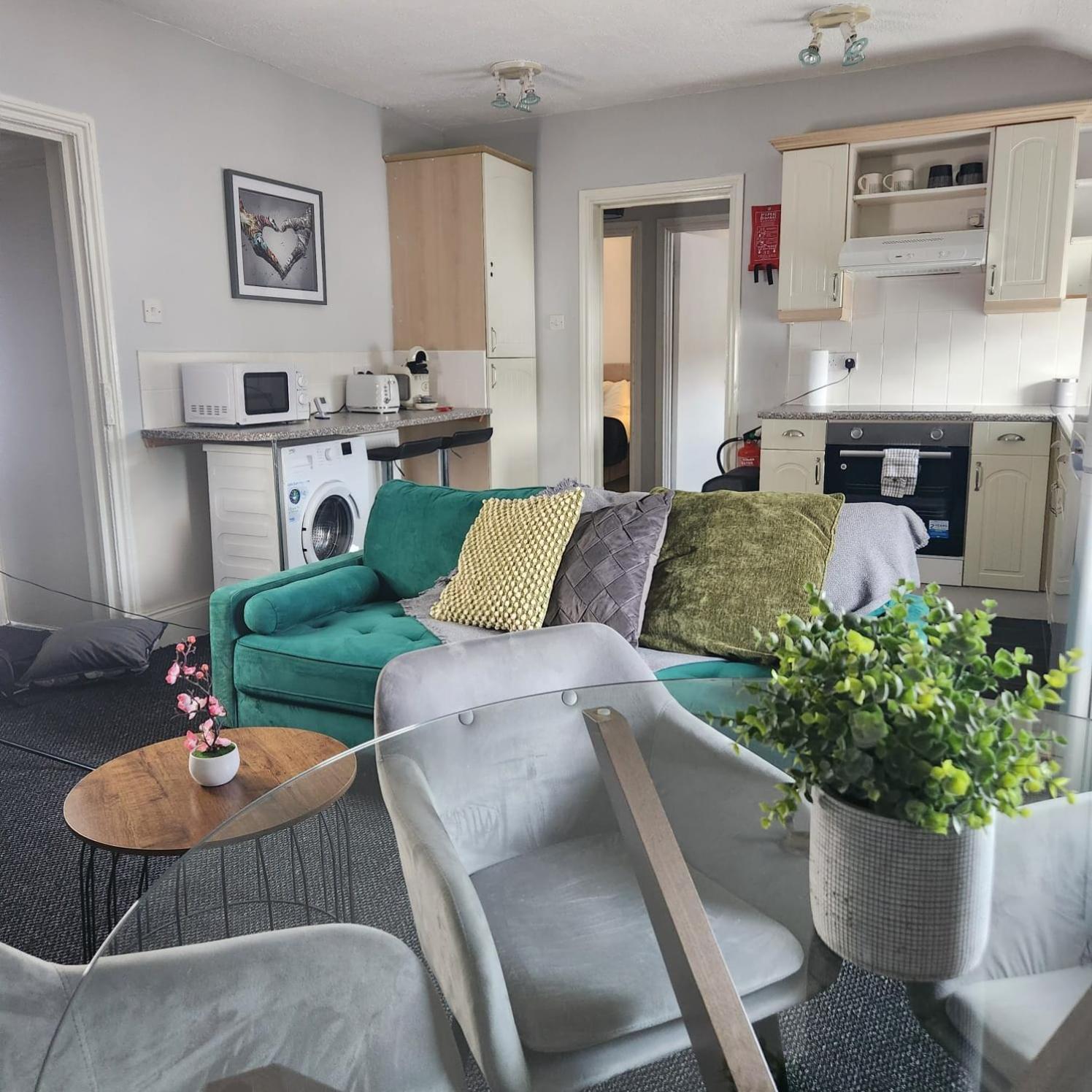 Cottage Style 2 Bedroom Apt In City, Near Utilita Arena & Free Parking Birmingham Kültér fotó