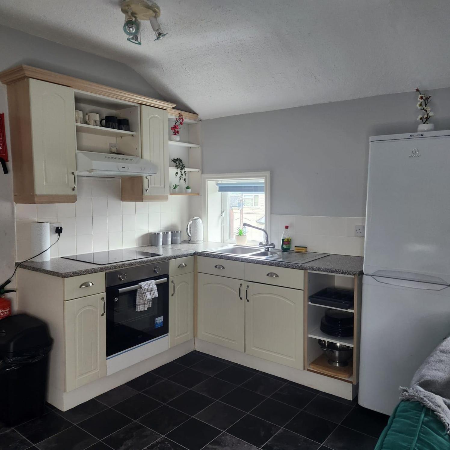 Cottage Style 2 Bedroom Apt In City, Near Utilita Arena & Free Parking Birmingham Kültér fotó