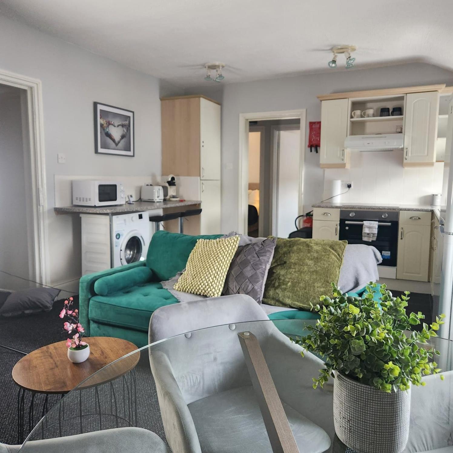 Cottage Style 2 Bedroom Apt In City, Near Utilita Arena & Free Parking Birmingham Kültér fotó